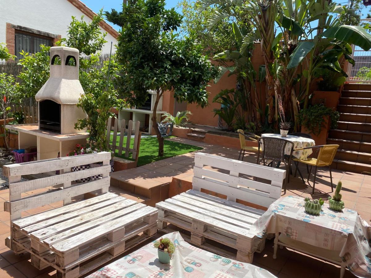 Estudio En La Playa De Calafell. Barcelona Eksteriør billede